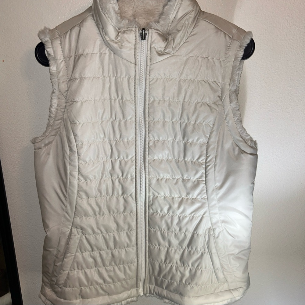 Women's White Quilted Vest